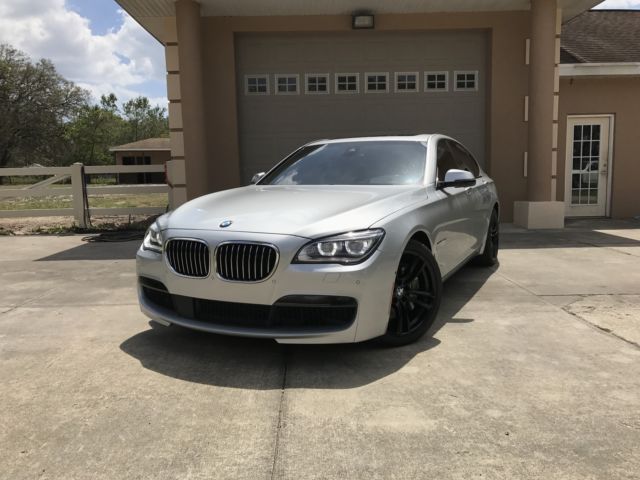 2015 BMW 7-Series (Silver/Black)