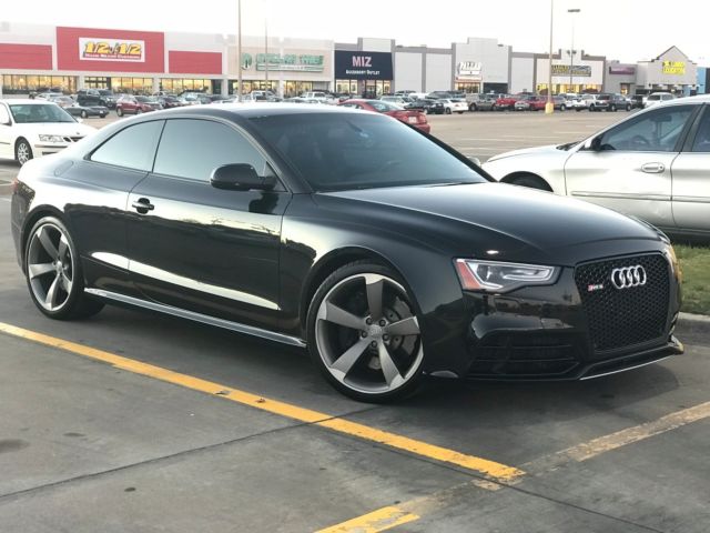 2013 Audi RS5 (Black/Black)