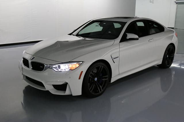 2015 BMW M4 (White/Black)