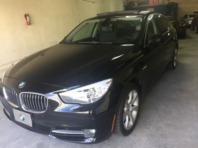 2010 BMW 5-Series (Metallic Black/Black)