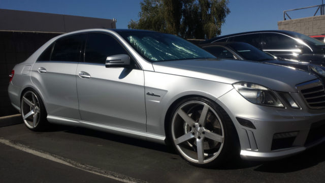 2010 Mercedes-Benz E-Class (Silver/Black)