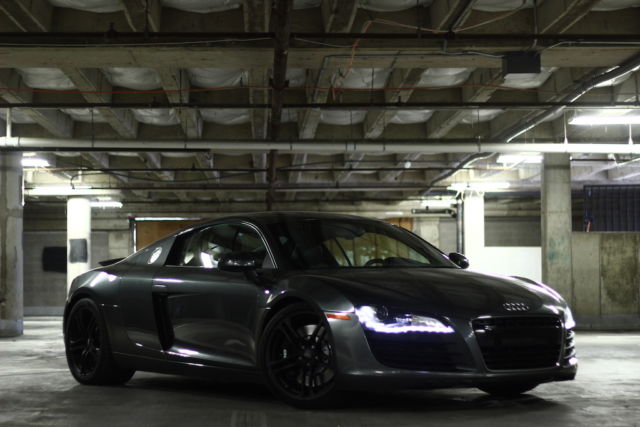 2008 Audi R8 (Daytona Gray/Black)