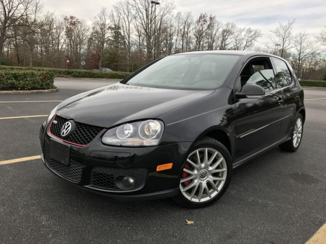 2007 Volkswagen Golf (Black/Black)