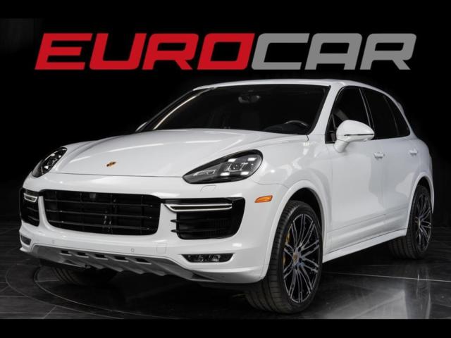 2016 Porsche Cayenne (White/Black)