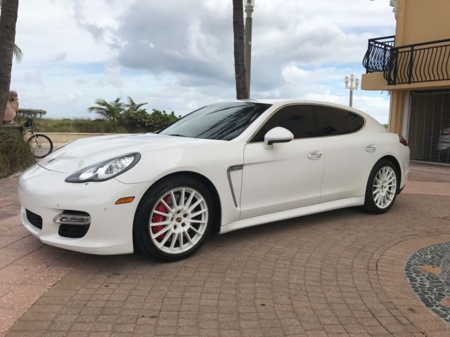 2012 Porsche Panamera (Gray/Black)