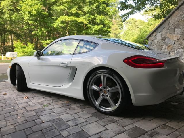 2014 Porsche Cayman (White/Black)