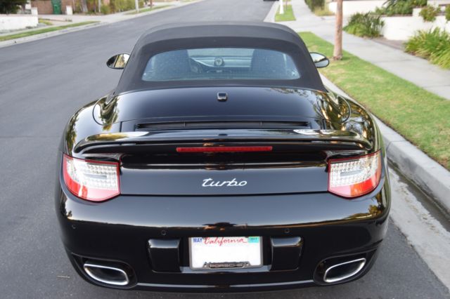 2010 Porsche 911 (Black/Black)