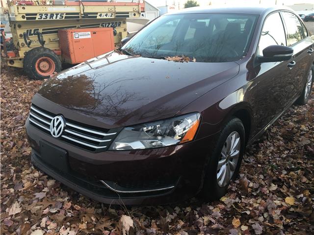 2013 Volkswagen Passat (Burgundy/Black)