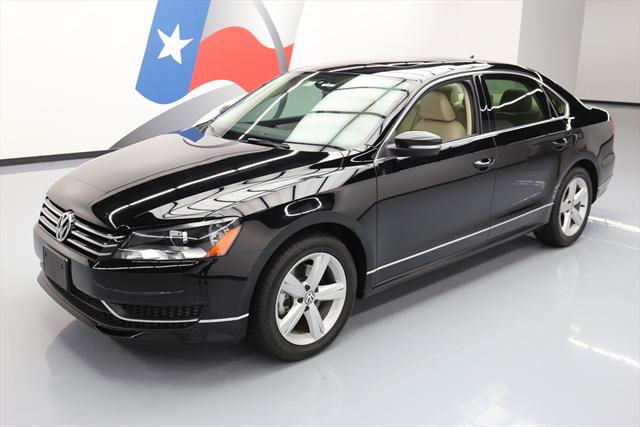 2013 Volkswagen Passat (Black/Tan)