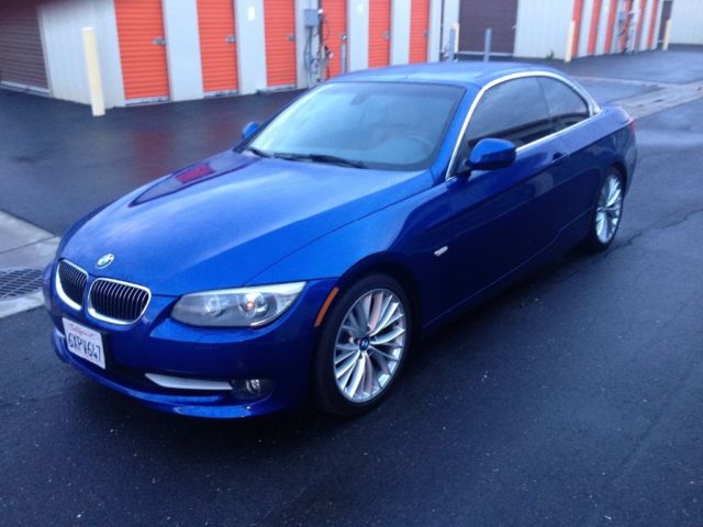 2011 BMW 3-Series (Blue/Saddle Tan Leather)