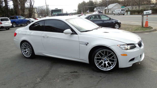 2011 BMW M3 (White/Black)