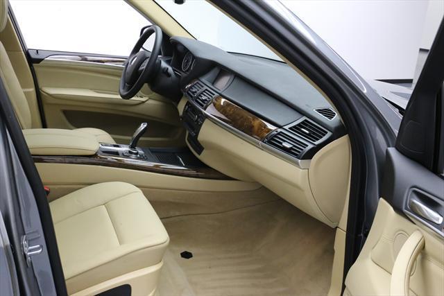 2013 BMW X5 (Gray/Tan)