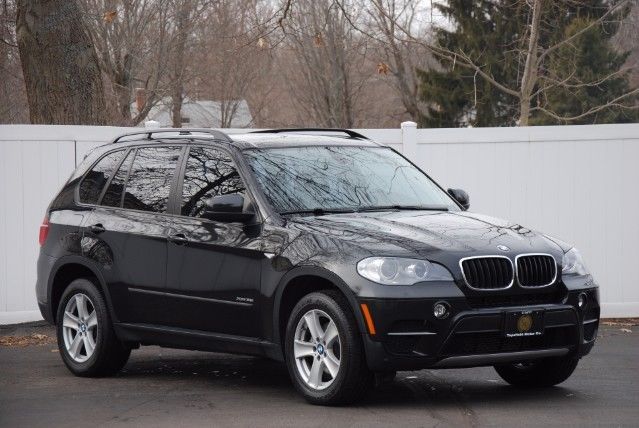 2013 BMW X5 (Black/Black)