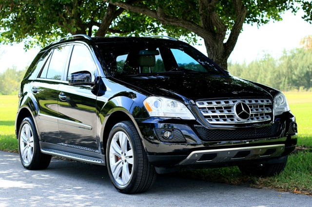 2011 Mercedes-Benz M-Class (Black/Tan)