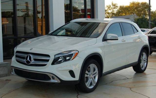 2015 Mercedes-Benz GLA (White/Black)