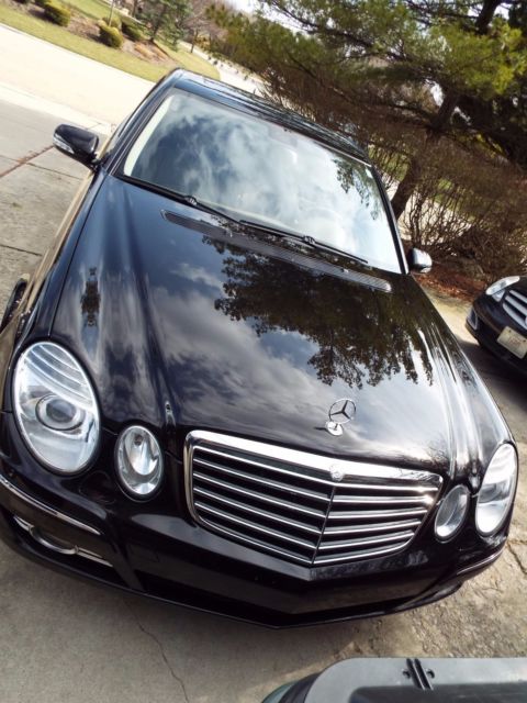 2008 Mercedes-Benz E-Class (Black/Black)