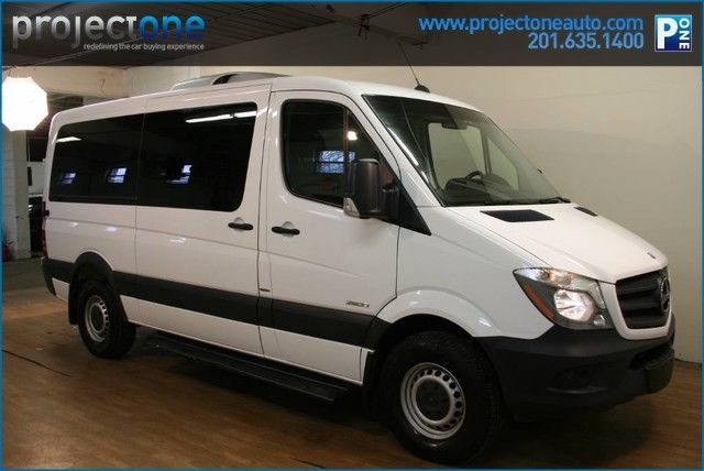 2015 Mercedes-Benz Sprinter 2500 Passenger Vans (White/Black)