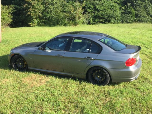 2009 BMW 3-Series (Gray/Black)