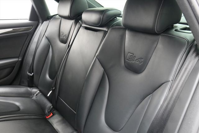 2011 Audi S4 (Silver/Black)