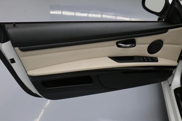 2012 BMW 3-Series (White/Tan)