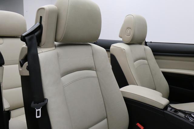 2012 BMW 3-Series (White/Tan)