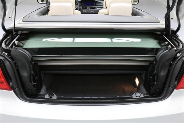 2012 BMW 3-Series (White/Tan)
