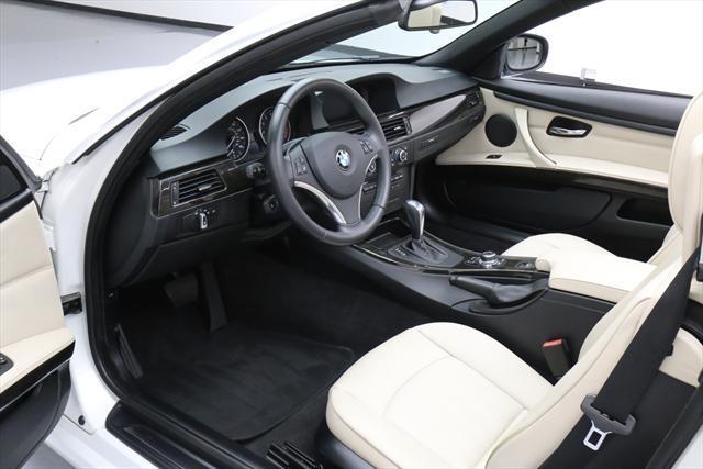 2012 BMW 3-Series (White/Tan)
