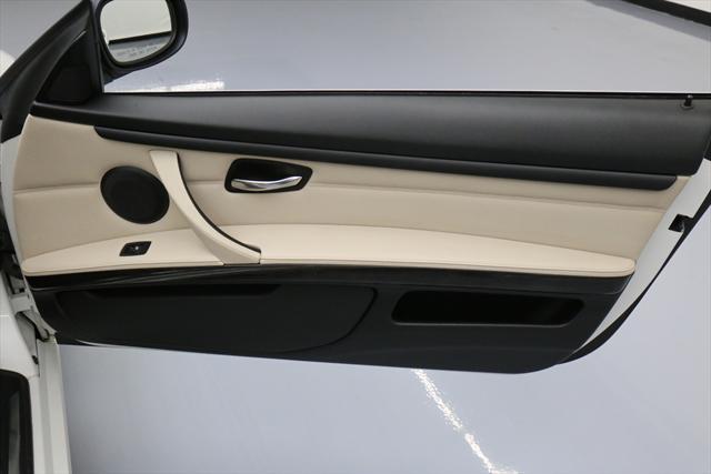 2012 BMW 3-Series (White/Tan)