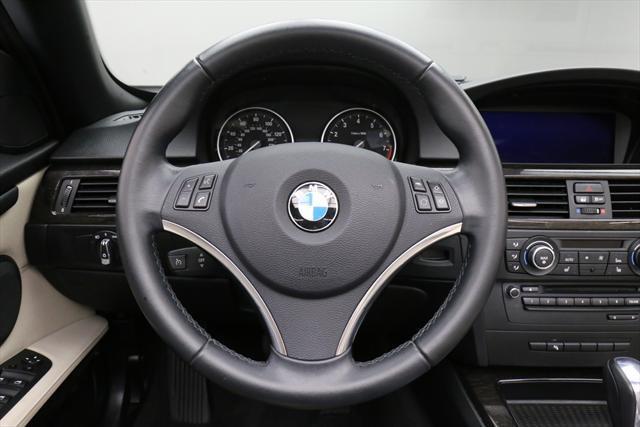 2012 BMW 3-Series (White/Tan)