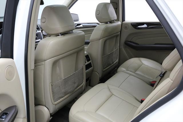 2012 Mercedes-Benz M-Class (White/Tan)