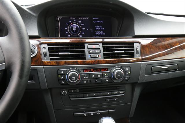 2013 BMW 3-Series (Black/Black)