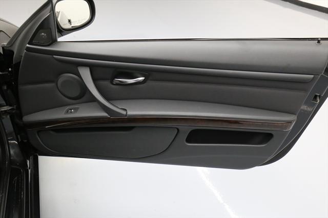 2013 BMW 3-Series (Black/Black)