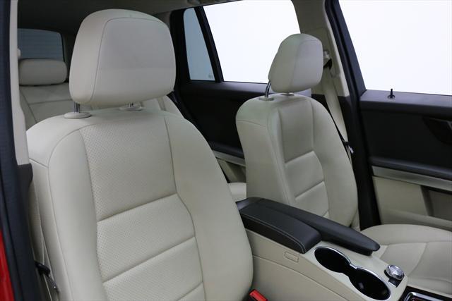 2014 Mercedes-Benz GLK-Class (Red/Tan)