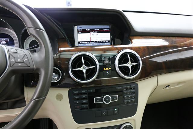 2014 Mercedes-Benz GLK-Class (Red/Tan)