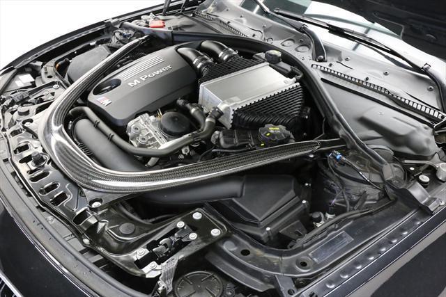 2016 BMW M4 (Black/Black)