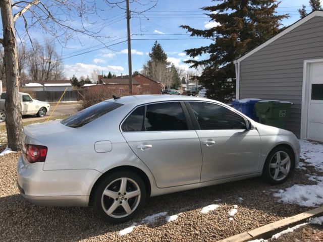 2008 Volkswagen Jetta (Silver/Black)