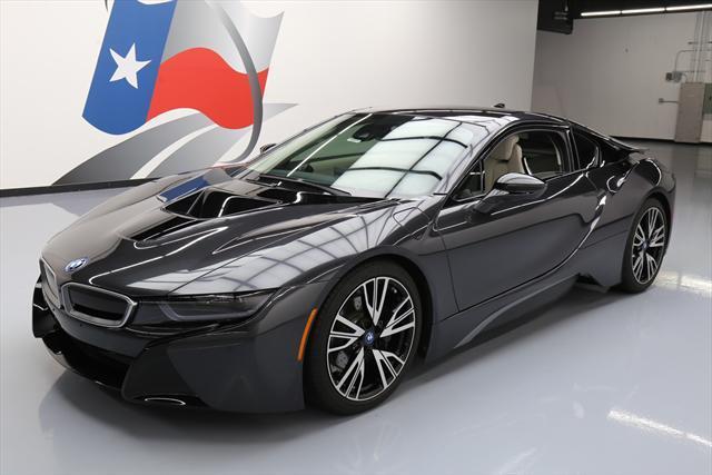 2015 BMW i8 (Gray/White)