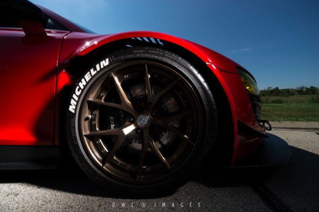 2011 Audi R8 (Red/Black)