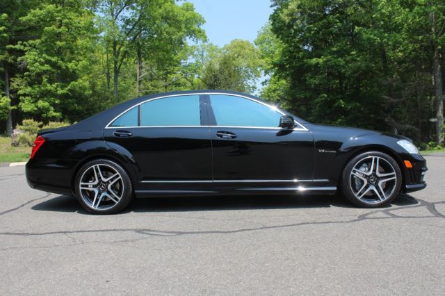 2013 Mercedes-Benz S-Class (Black/Tan)