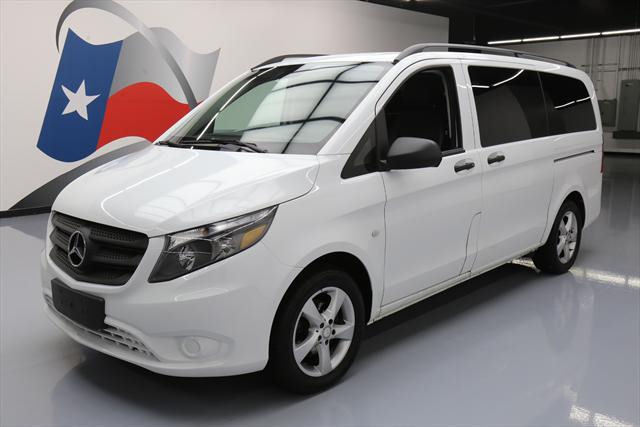 2016 Mercedes-Benz Metris (White/Black)