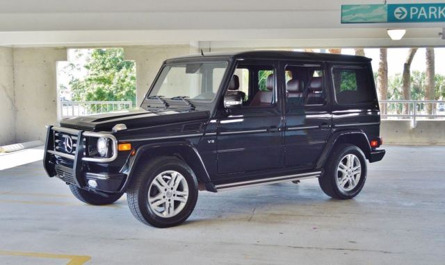 2011 Mercedes-Benz G-Class (Black/Brown)