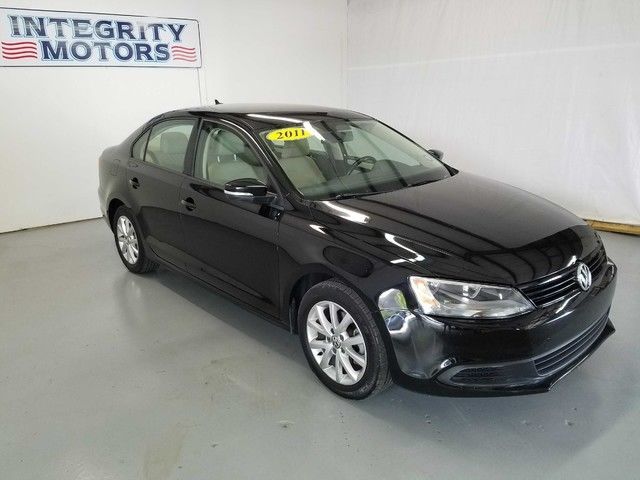 2011 Volkswagen Jetta (Black/Other)