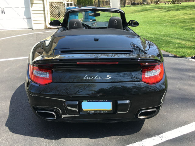 2011 Porsche 911 (Black/Black)