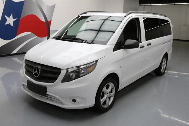 2016 Mercedes-Benz Metris (White/Black)