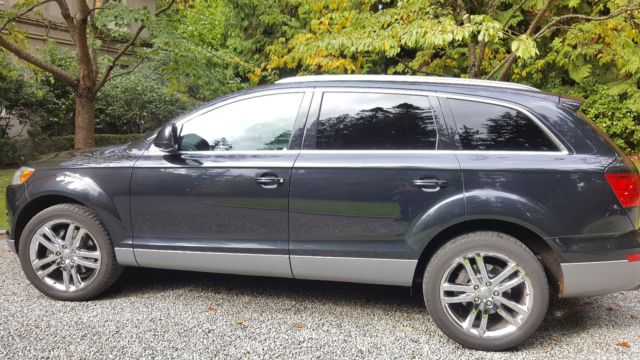 2008 Audi Q7 (Phantom Black Pearl Effect/Tan)