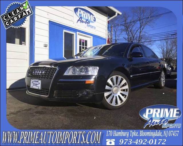 2007 Audi A8 (Black/Brown)