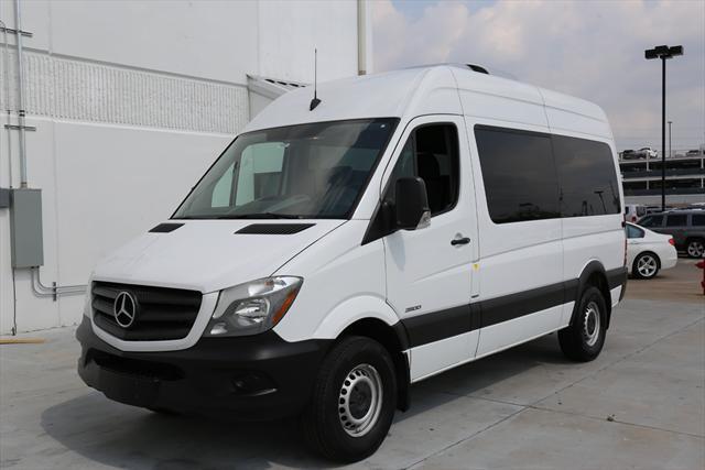 2016 Mercedes-Benz Sprinter (White/Black)