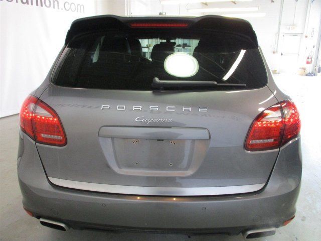 2013 Porsche Cayenne (Gray/Black)