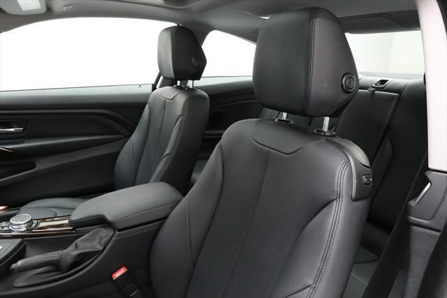 2015 BMW 4-Series (White/Black)