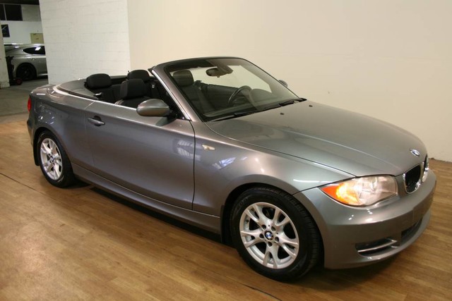 2009 BMW 128I Convertible (Gray/Black)